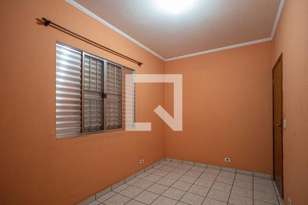 Casa à venda com 237m², 5 quartos e 3 vagas Casa à venda com 237m², 5 quartos e 3 vagasQuarto 5