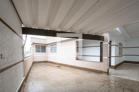 Casa à venda com 237m², 5 quartos e 3 vagas Casa à venda com 237m², 5 quartos e 3 vagasQuintal