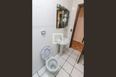 Casa à venda com 120m², 3 quartos e 2 vagasBanheiro