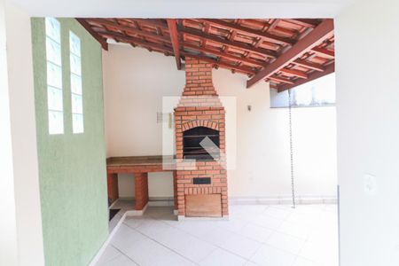 Casa à venda com 120m², 3 quartos e 2 vagasÁrea comum - Churrasqueira