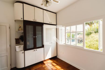 Casa à venda com 350m², 3 quartos e 6 vagasQuarto 1