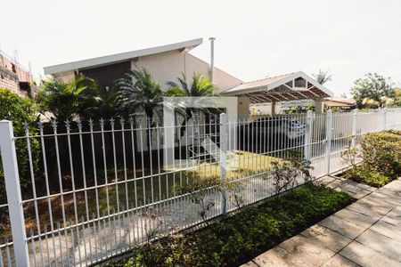 Casa à venda com 350m², 3 quartos e 6 vagasFachada