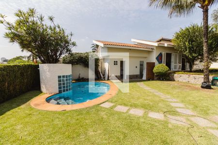 Casa à venda com 350m², 3 quartos e 6 vagasQuintal