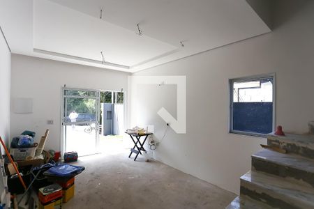 sala de casa para alugar com 3 quartos, 125m² em Jardim Mirna, Taboão da Serra