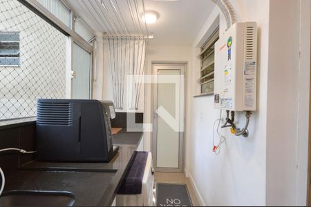 Apartamento à venda com 120m², 2 quartos e 1 vaga Apartamento à venda com 120m², 2 quartos e 1 vagaÁrea de Serviço