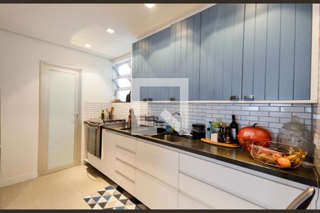 Apartamento à venda com 120m², 2 quartos e 1 vaga Apartamento à venda com 120m², 2 quartos e 1 vagaCozinha