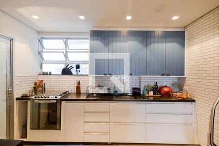 Apartamento à venda com 120m², 2 quartos e 1 vaga Apartamento à venda com 120m², 2 quartos e 1 vagaCozinha