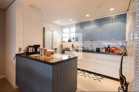 Apartamento à venda com 120m², 2 quartos e 1 vaga Apartamento à venda com 120m², 2 quartos e 1 vagaCozinha