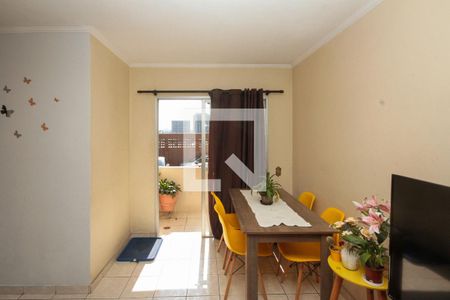 Apartamento à venda com 64m², 2 quartos e 1 vagaSala de Jantar
