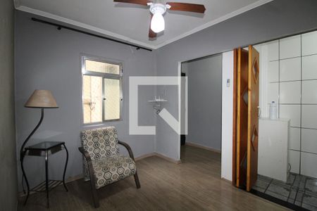 Sala de apartamento à venda com 2 quartos, 45m² em Conjunto Habitacional Teotonio Vilela, São Paulo