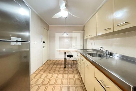 Apartamento à venda com 143m², 3 quartos e 1 vaga Apartamento à venda com 143m², 3 quartos e 1 vagaCozinha