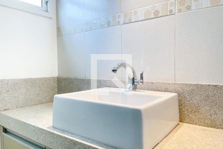 Apartamento à venda com 143m², 3 quartos e 1 vaga Apartamento à venda com 143m², 3 quartos e 1 vagaSuíte - banheiro