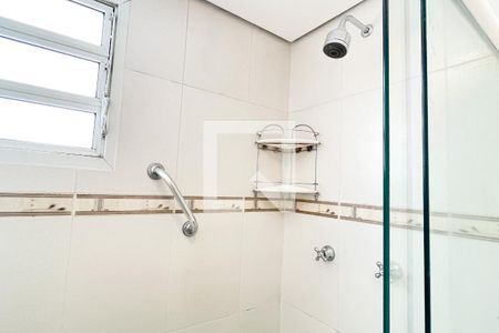 Apartamento à venda com 143m², 3 quartos e 1 vaga Apartamento à venda com 143m², 3 quartos e 1 vagaBanheiro social