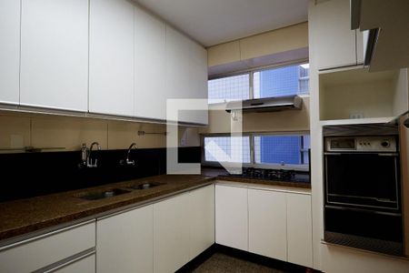 Apartamento para alugar com 200m², 4 quartos e 2 vagasCozinha