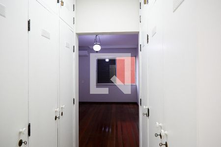 Apartamento para alugar com 200m², 4 quartos e 2 vagasCloset da suíte
