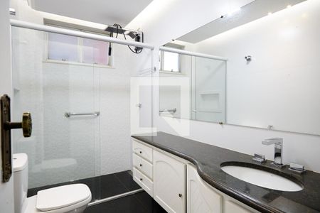 Apartamento para alugar com 200m², 4 quartos e 2 vagasBanheiro