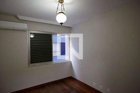 Apartamento para alugar com 200m², 4 quartos e 2 vagasQuarto 2