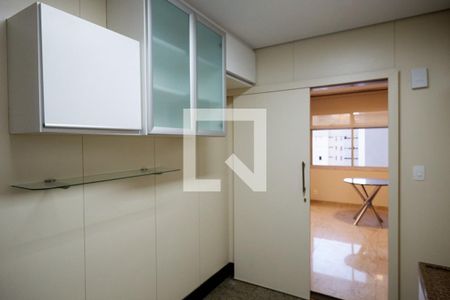 Apartamento para alugar com 200m², 4 quartos e 2 vagasCozinha