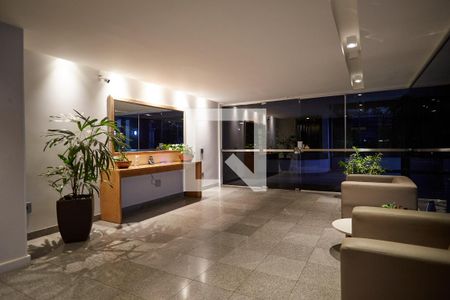 Apartamento para alugar com 200m², 4 quartos e 2 vagasHall