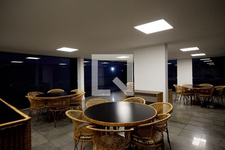 Apartamento para alugar com 200m², 4 quartos e 2 vagasÁrea comum - Salão de festas