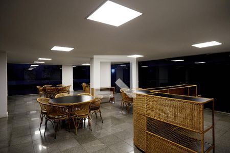 Apartamento para alugar com 200m², 4 quartos e 2 vagasÁrea comum - Salão de festas