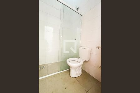 Casa para alugar com 70m², 2 quartos e 1 vagaBanheiro