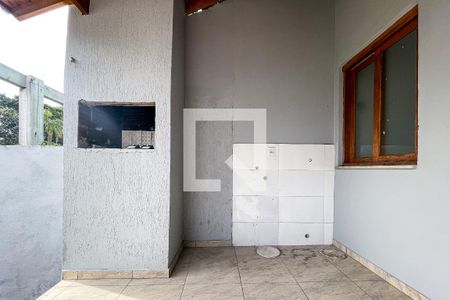 Casa para alugar com 70m², 2 quartos e 1 vagaÁrea de Serviço