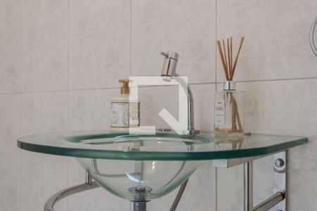 Casa à venda com 158m², 3 quartos e 2 vagasBanheiro 2