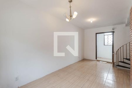 Sala de casa à venda com 3 quartos, 158m² em Petrópolis, Porto Alegre