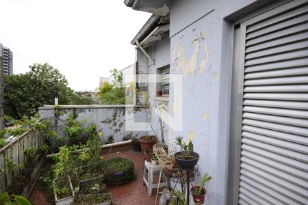 Casa à venda com 270m², 3 quartos e 2 vagasVaranda