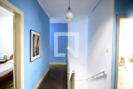 Casa à venda com 270m², 3 quartos e 2 vagasCorredor