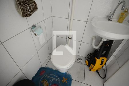 Casa à venda com 270m², 3 quartos e 2 vagasBanheiro de Serviço