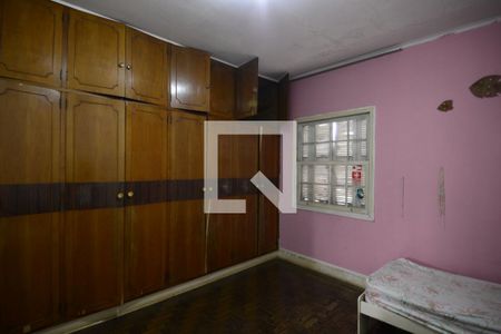 Casa à venda com 270m², 3 quartos e 2 vagasQuarto 3
