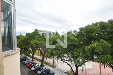 Apartamento para alugar com 70m², 3 quartos e sem vagaVista