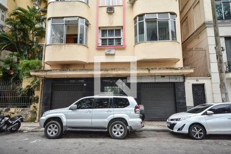 Apartamento para alugar com 70m², 3 quartos e sem vagaFachada