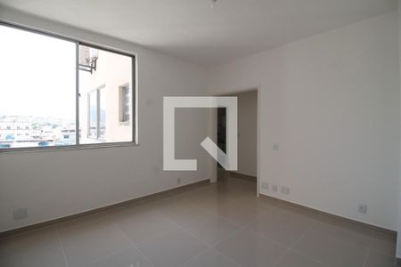 Sala de apartamento para alugar com 2 quartos, 70m² em Pilares, Rio de Janeiro