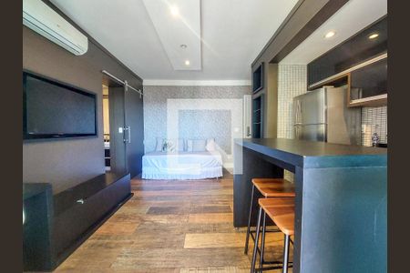 Sala de apartamento para alugar com 1 quarto, 50m² em Brooklin Paulista, São Paulo