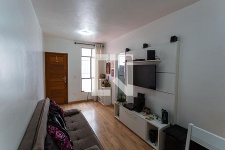 Sala de apartamento para alugar com 3 quartos, 74m² em Sagrada Família, Belo Horizonte