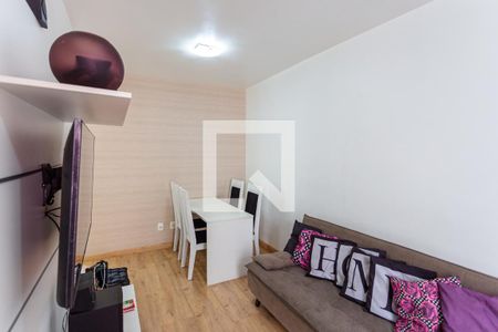 Sala de apartamento para alugar com 3 quartos, 74m² em Sagrada Família, Belo Horizonte