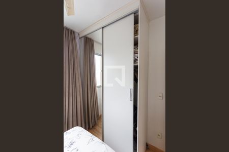 Apartamento para alugar com 74m², 3 quartos e 1 vagaArmário da Suíte