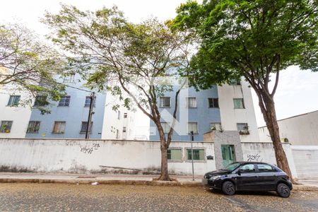 Apartamento para alugar com 74m², 3 quartos e 1 vagaFachada