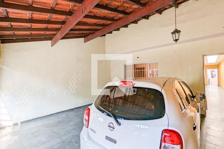 Casa à venda com 279m², 4 quartos e 2 vagas Casa à venda com 279m², 4 quartos e 2 vagasGaragem