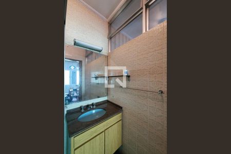 Casa à venda com 740m², 4 quartos e 2 vagas Casa à venda com 740m², 4 quartos e 2 vagasBanheiro da suíte 4