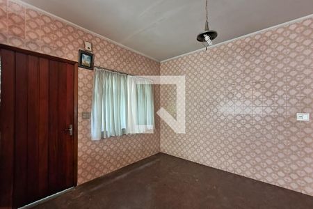 Casa à venda com 740m², 4 quartos e 2 vagas Casa à venda com 740m², 4 quartos e 2 vagasCozinha