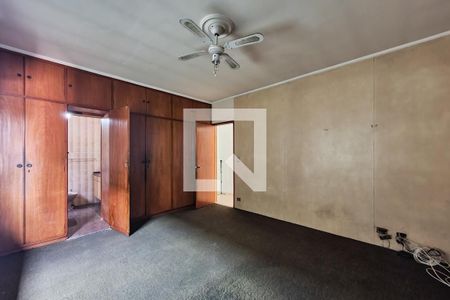 Casa à venda com 740m², 4 quartos e 2 vagas Casa à venda com 740m², 4 quartos e 2 vagasSuíte 2