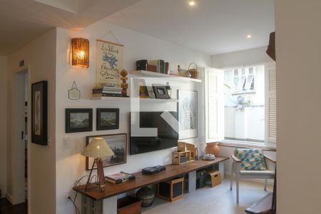 Sala de apartamento à venda com 1 quarto, 72m² em Jardim Botânico, Rio de Janeiro