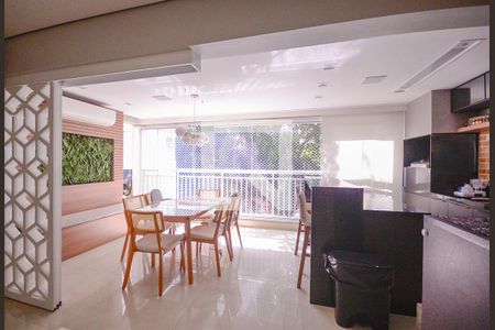 Varanda da Sala/Cozinha de apartamento para alugar com 2 quartos, 116m² em Vila Nair, São Paulo