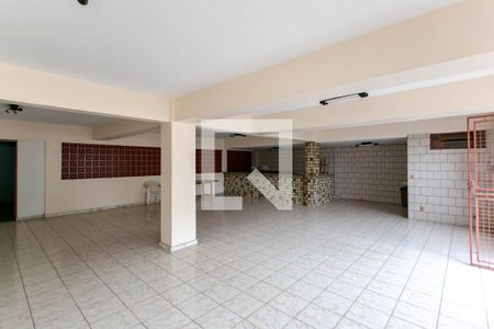 Apartamento à venda com 248m², 4 quartos e 4 vagas Apartamento à venda com 248m², 4 quartos e 4 vagasÁrea comum - Salão de festas