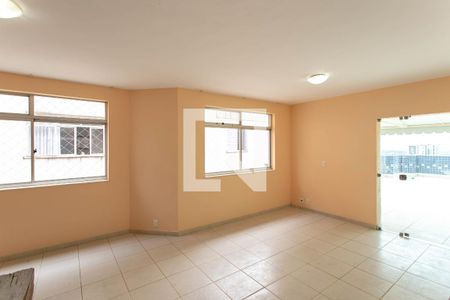 Apartamento à venda com 248m², 4 quartos e 4 vagas Apartamento à venda com 248m², 4 quartos e 4 vagasSala de Estar