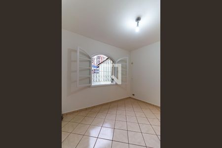 Quarto 1 de casa para alugar com 2 quartos, 110m² em Jardim Ester, São Paulo
